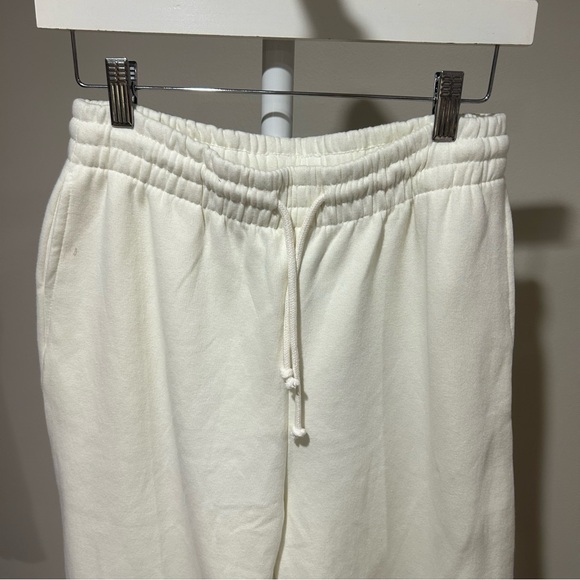 Zara women’s Cream BASIC PLUSH JOGGER PANTS NWT - Picture 2 of 6